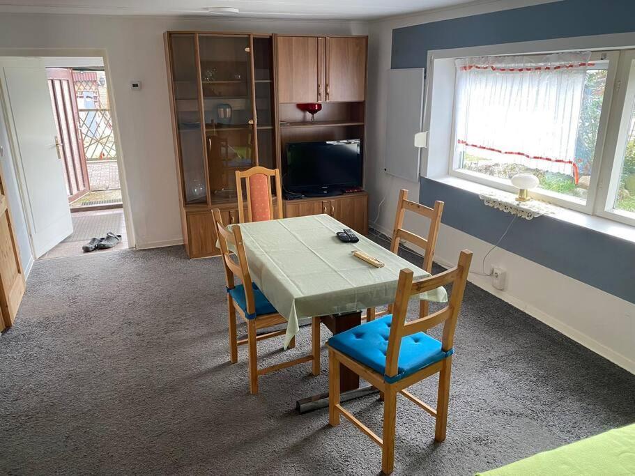 Bungalow Im Gruenen Werneuchen Екстер'єр фото